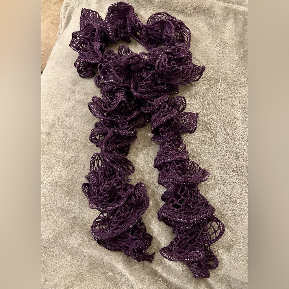Knit Scarf - Picture 2 of 4